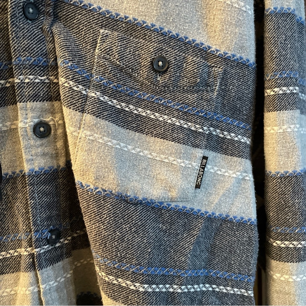 Billabong Flannel Button Up Hoodie Shirt Mens XL 22.5x30 Striped Surf Skate - Picture 2 of 10